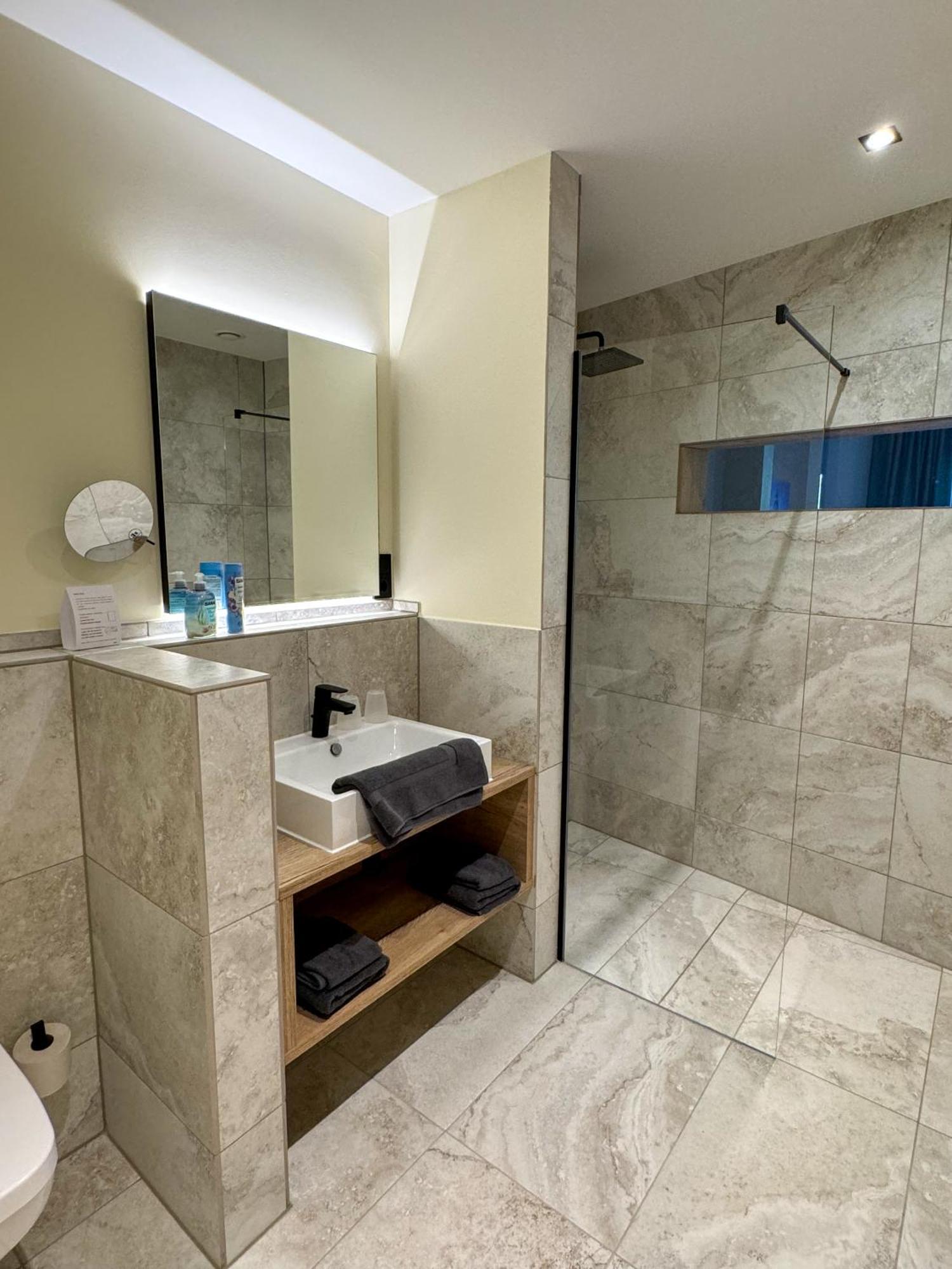 Veenland Hotel Haren Kültér fotó