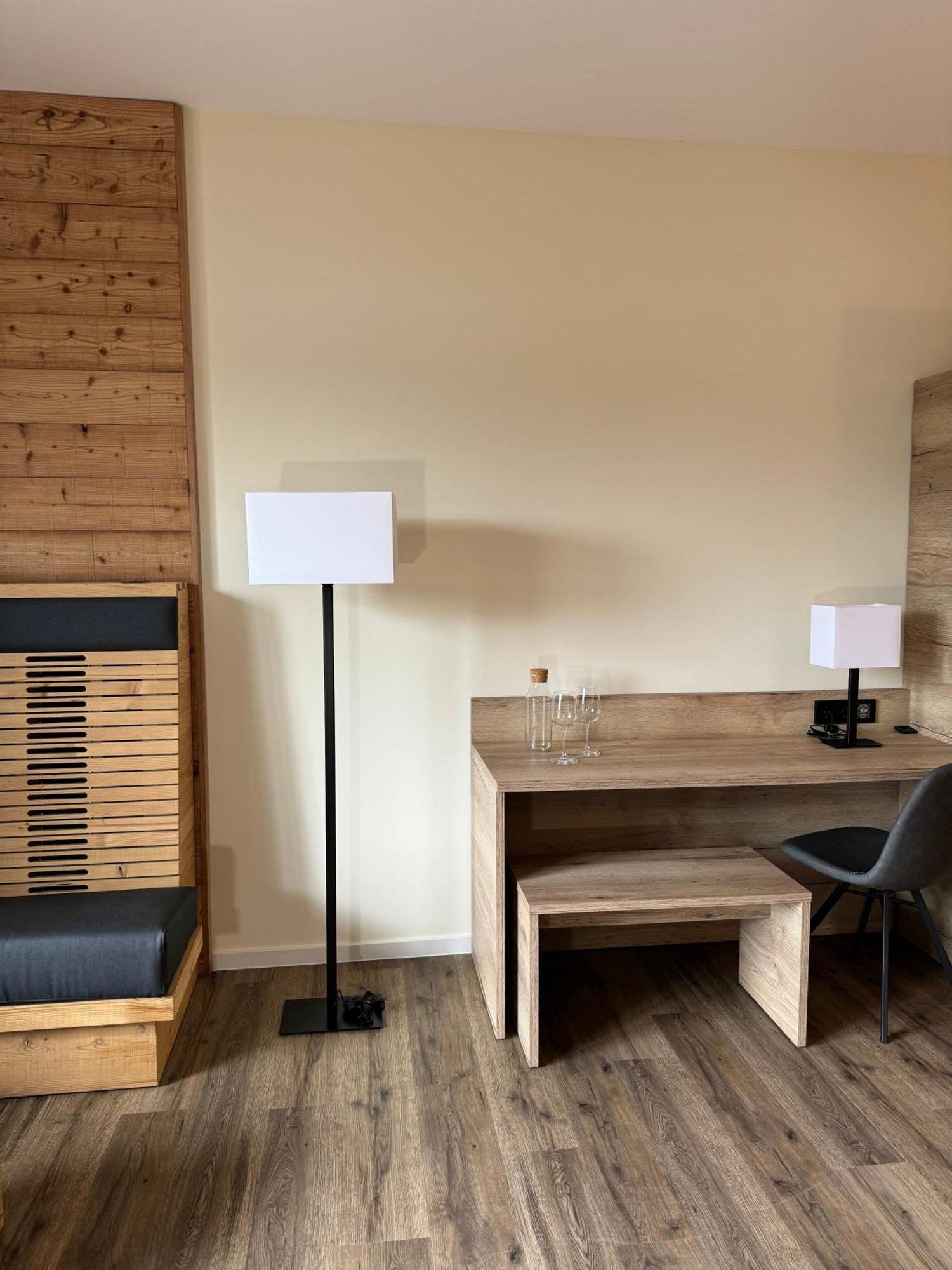 Veenland Hotel Haren Kültér fotó